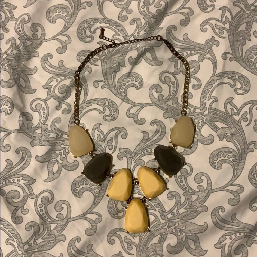 Statement necklace